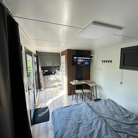 Glamping Pod Merunkami Prázdninový dům